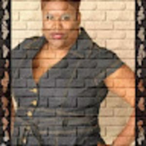 Meet your Posher, Roxanne